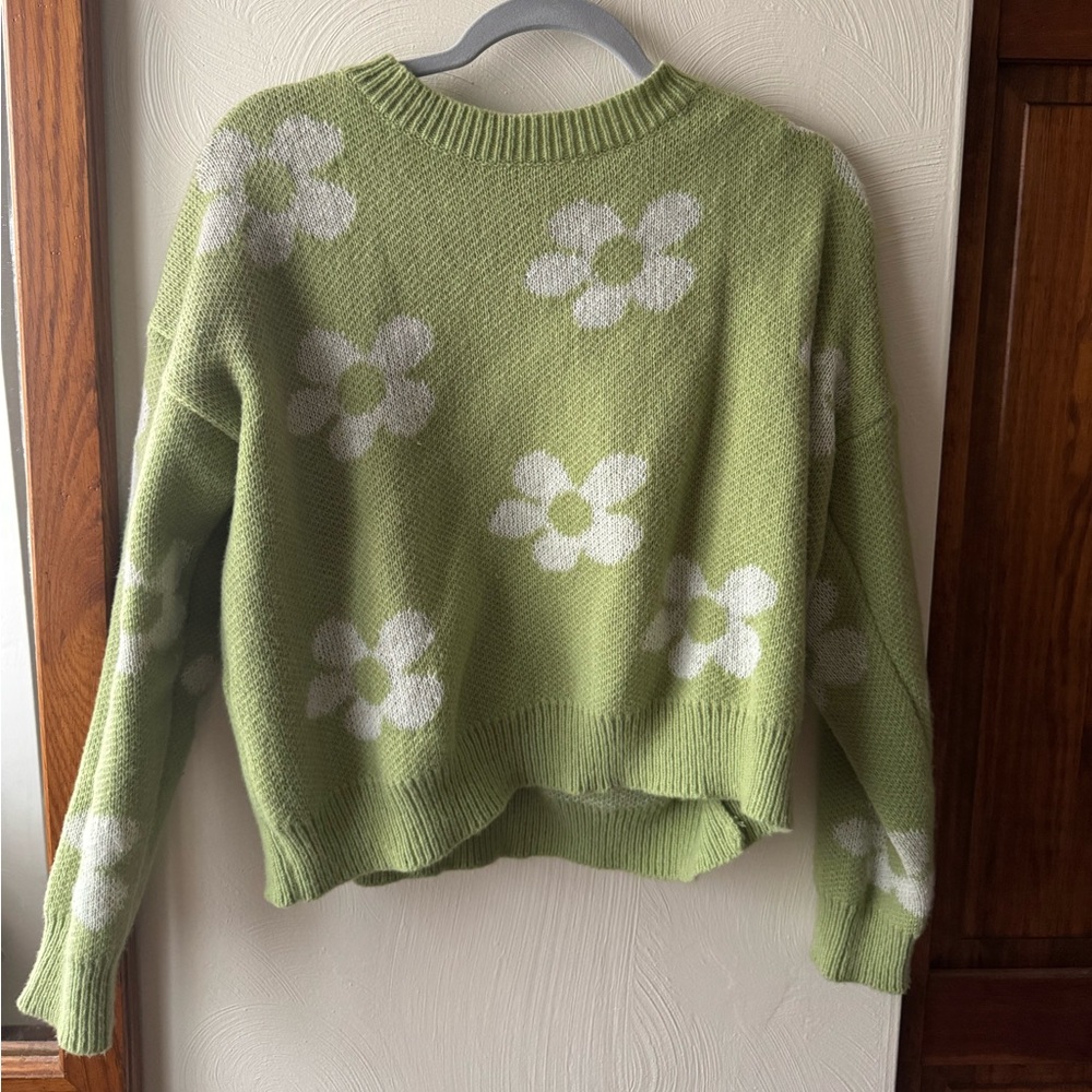 Shein Floral Sweater💚